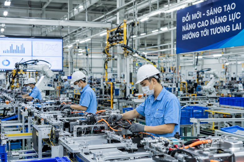 WB: Xuất khẩu và sản xuất chế biến, chế tạo tiếp tục giữ ''trụ đỡ'' tăng trưởng